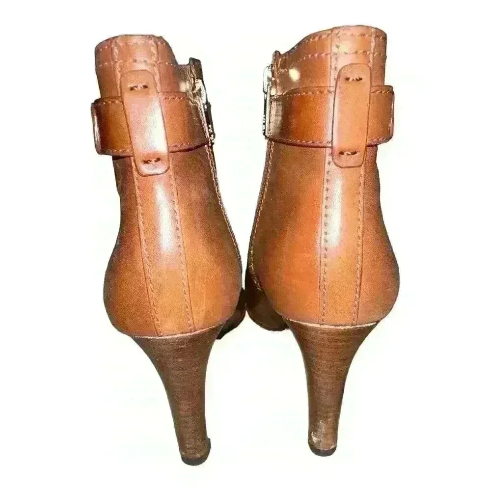 Tory Burch brand tory